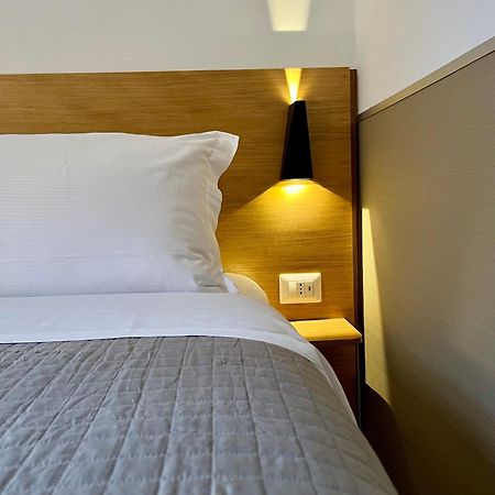Nabab-Napoli Bed And Breakfast Bagian luar foto
