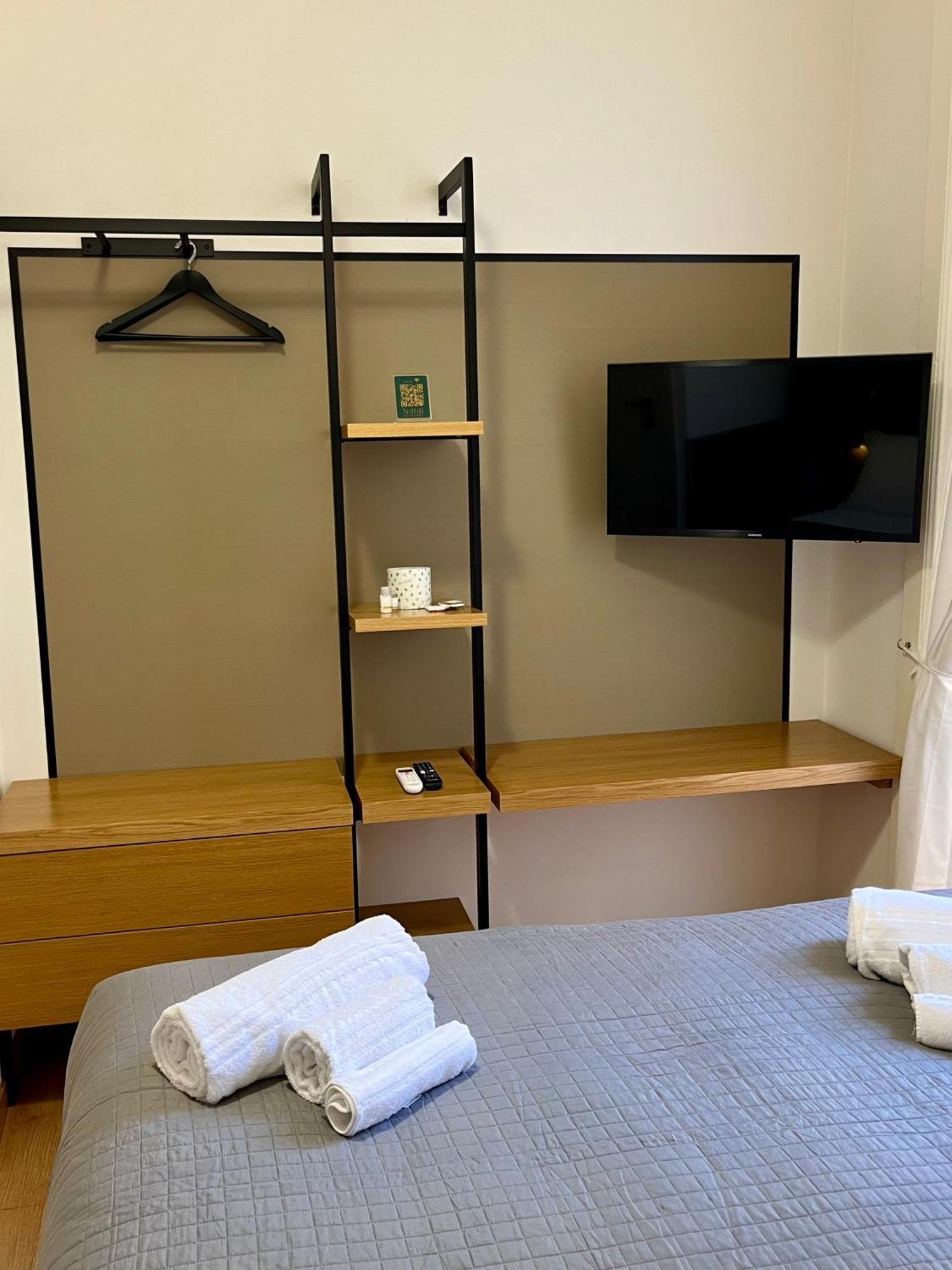 Nabab-Napoli Bed And Breakfast Bagian luar foto