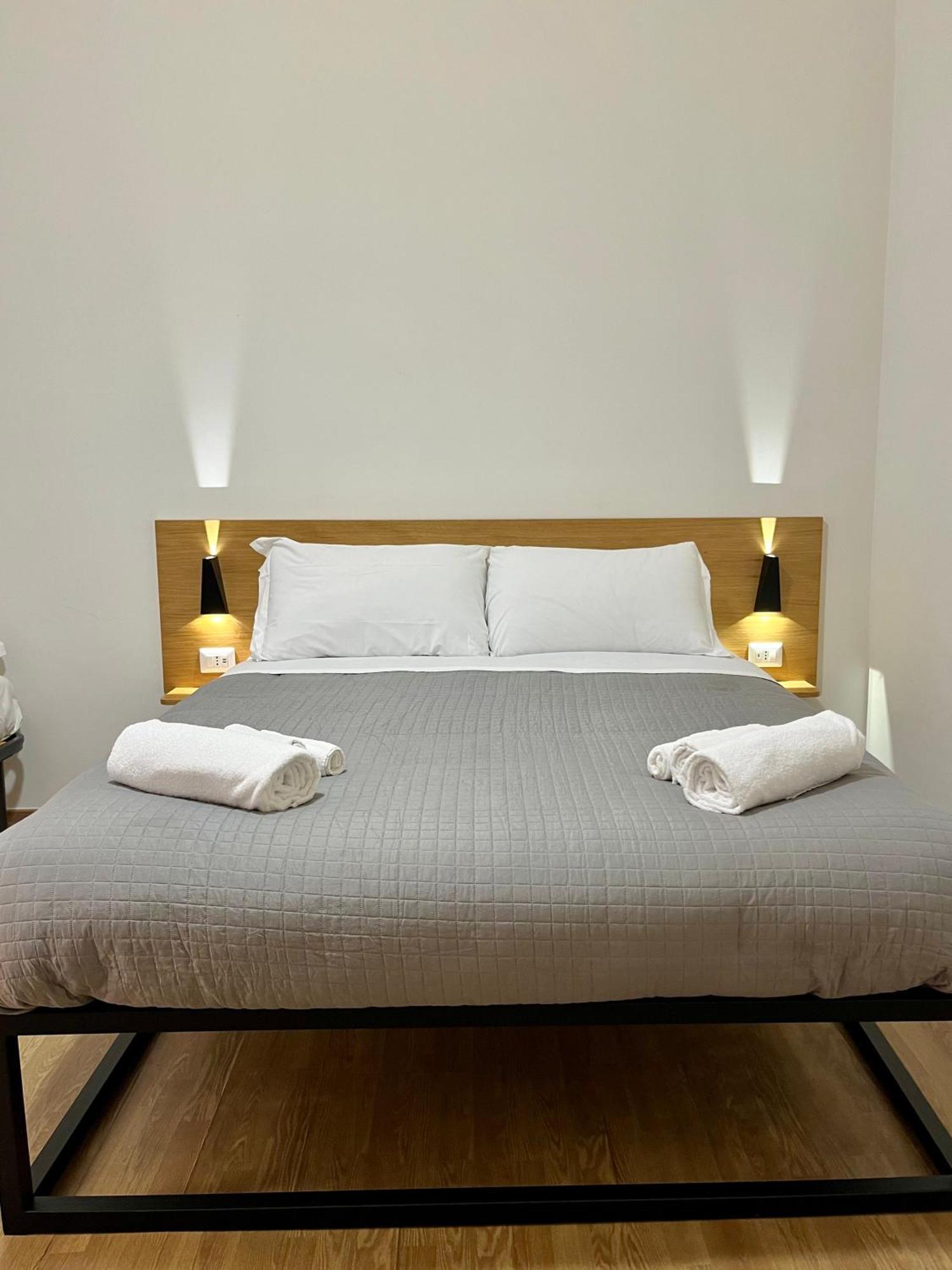 Nabab-Napoli Bed And Breakfast Bagian luar foto
