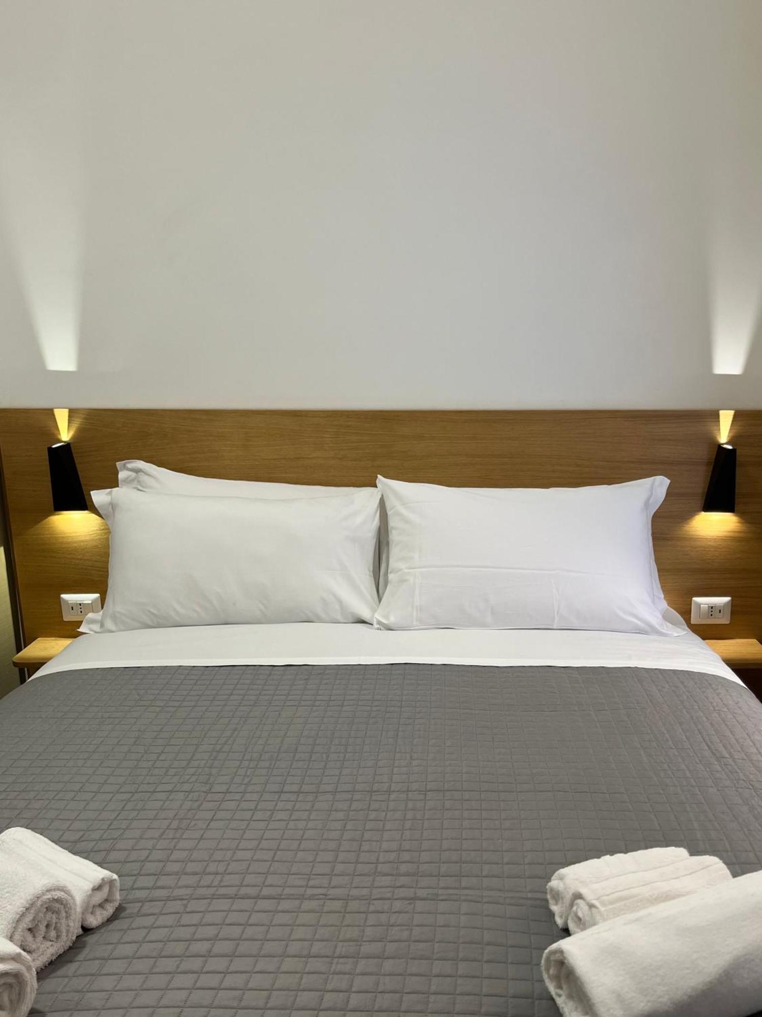 Nabab-Napoli Bed And Breakfast Bagian luar foto