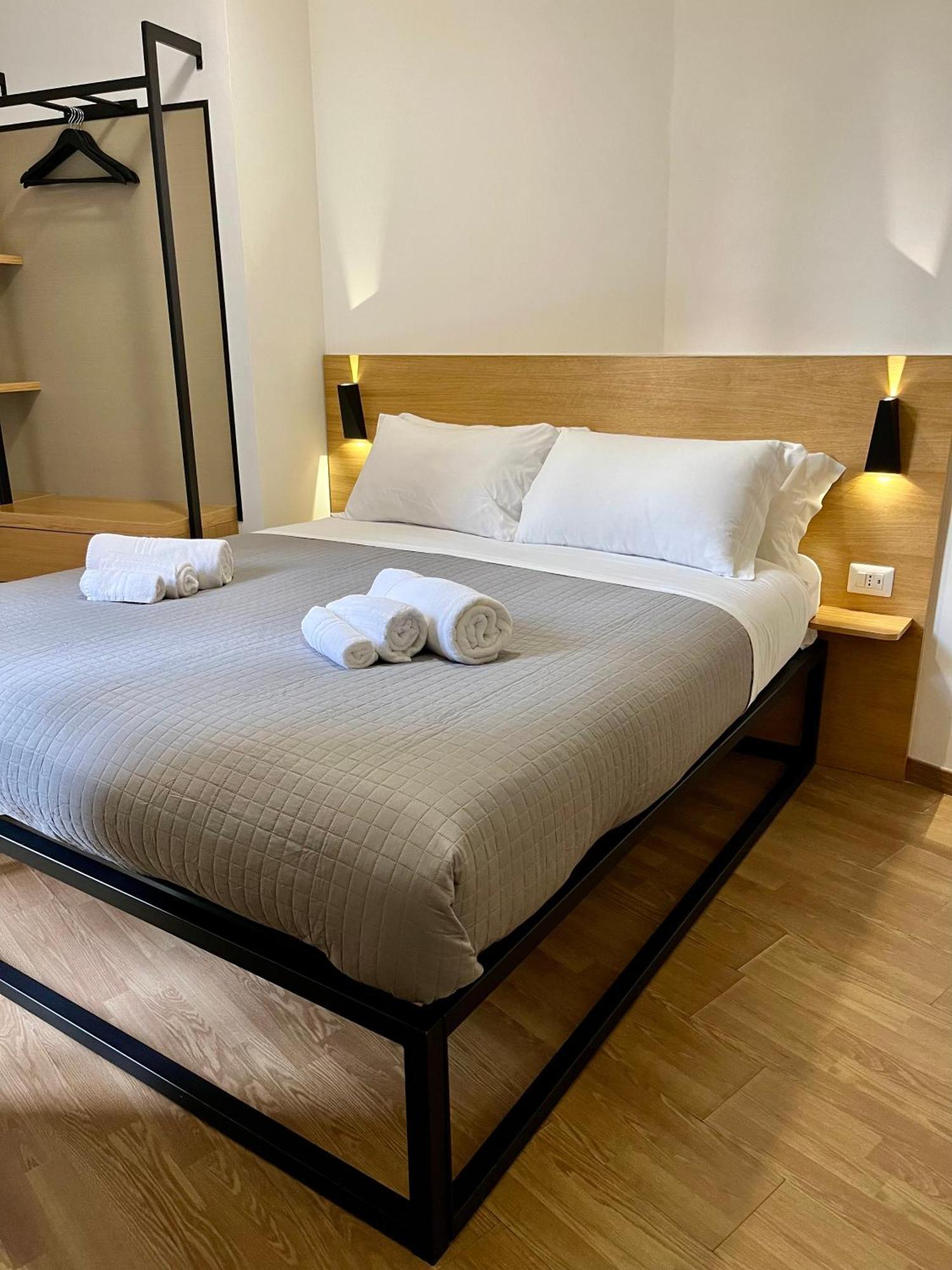 Nabab-Napoli Bed And Breakfast Bagian luar foto