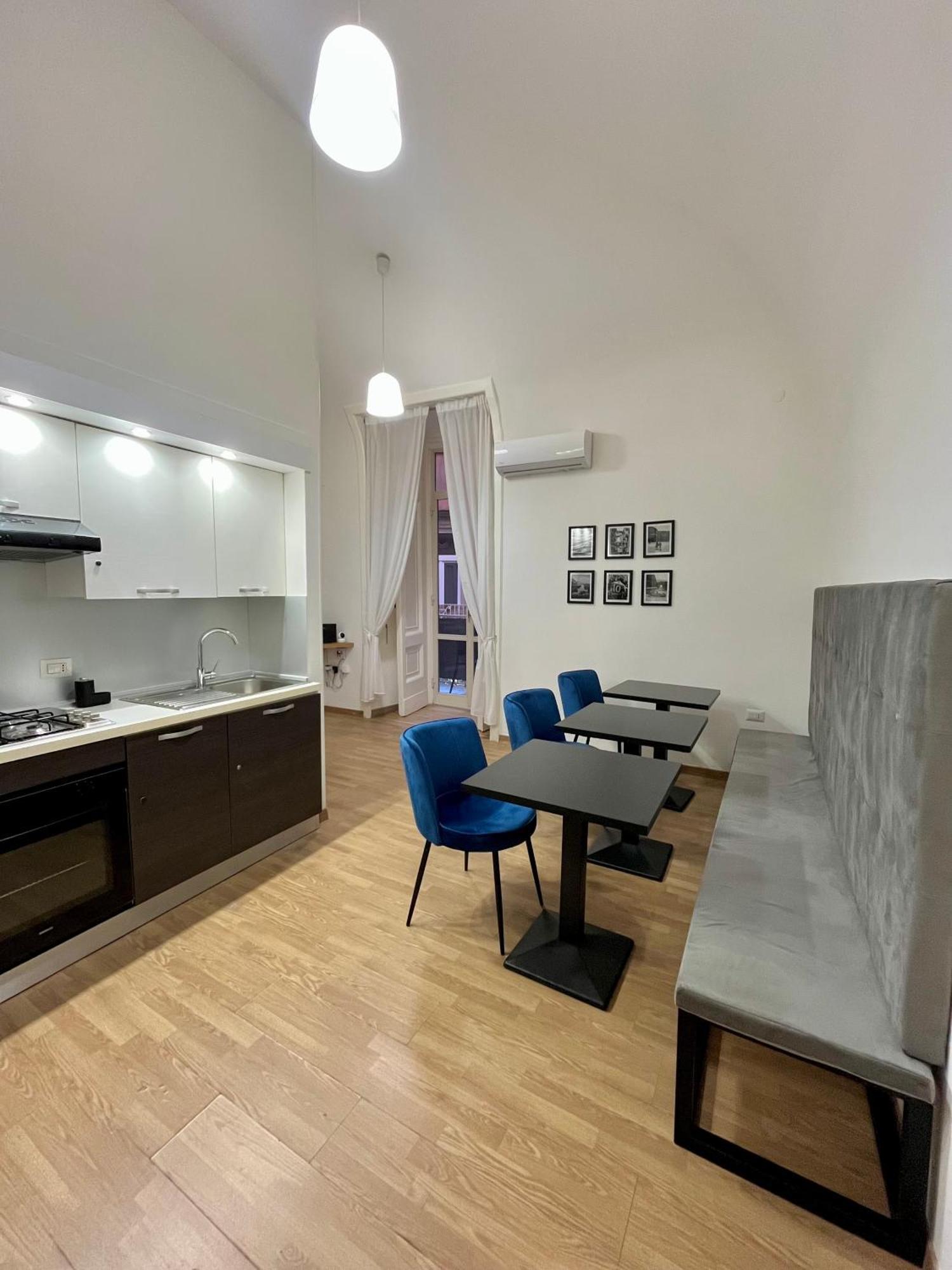 Nabab-Napoli Bed And Breakfast Bagian luar foto